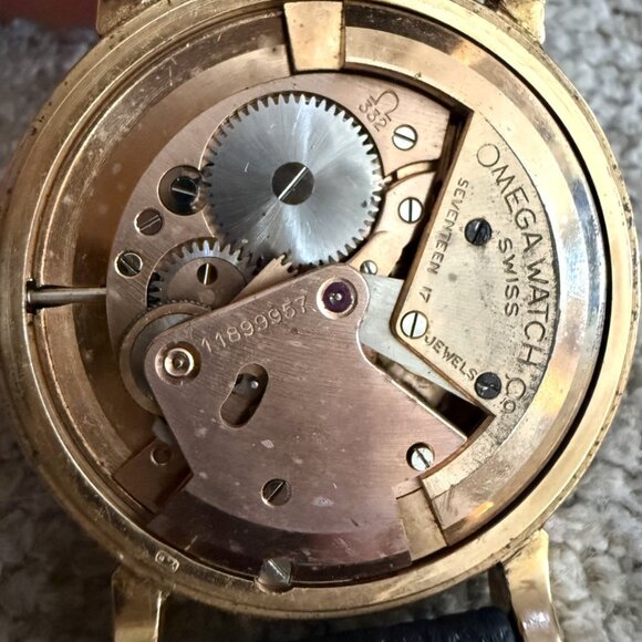 Vintage Men’s 18K Solid Gold Omega Automatic Black Face Wrist Watch with Band - Picture 2 of 6